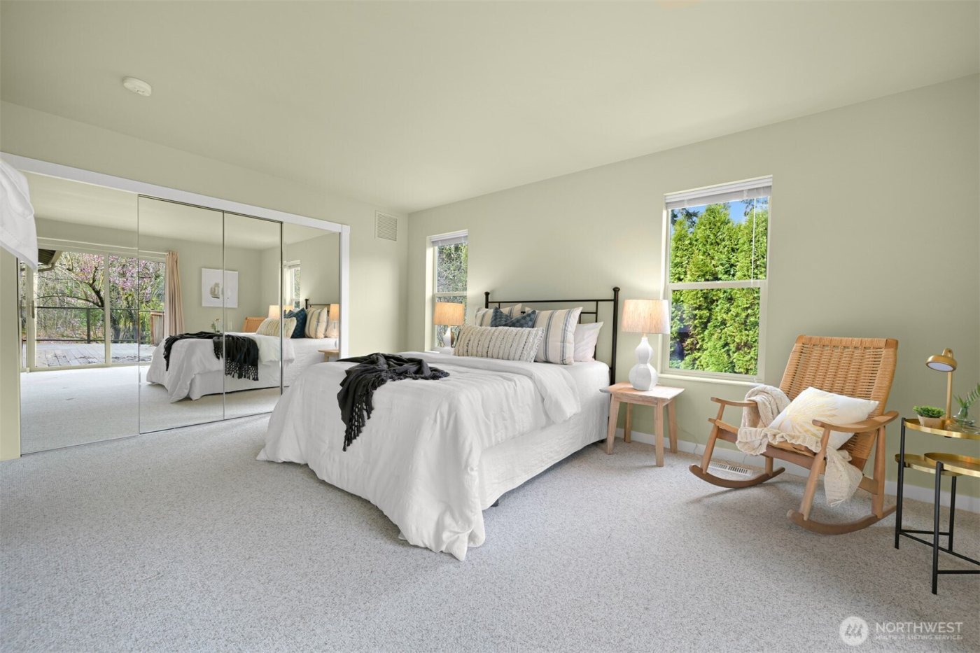 424 Rainbow Drive , Sedro Woolley, WA 98284