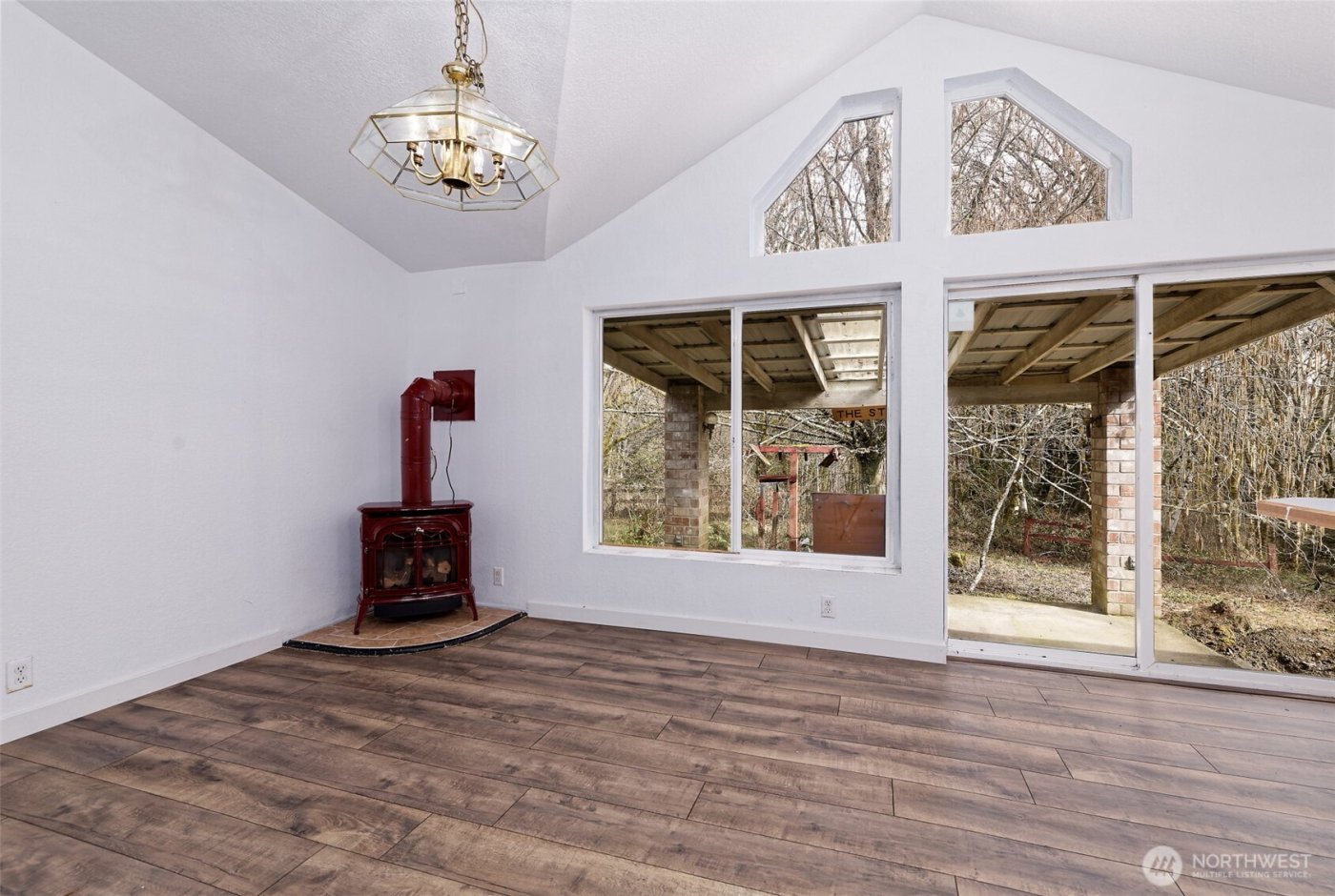 1051 E Crestview Drive , Shelton, WA 98584