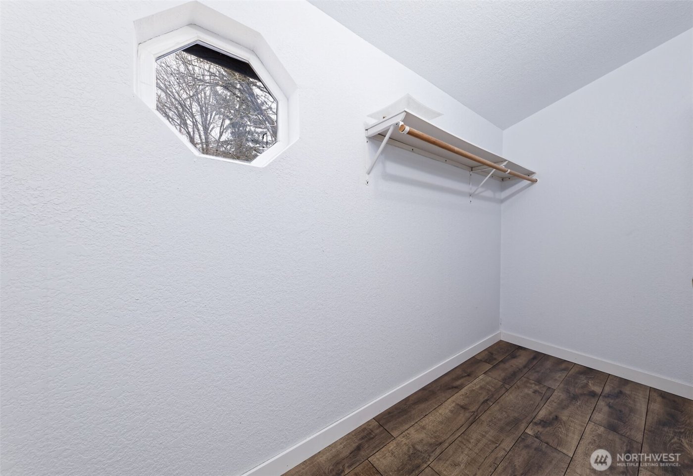 1051 E Crestview Drive , Shelton, WA 98584