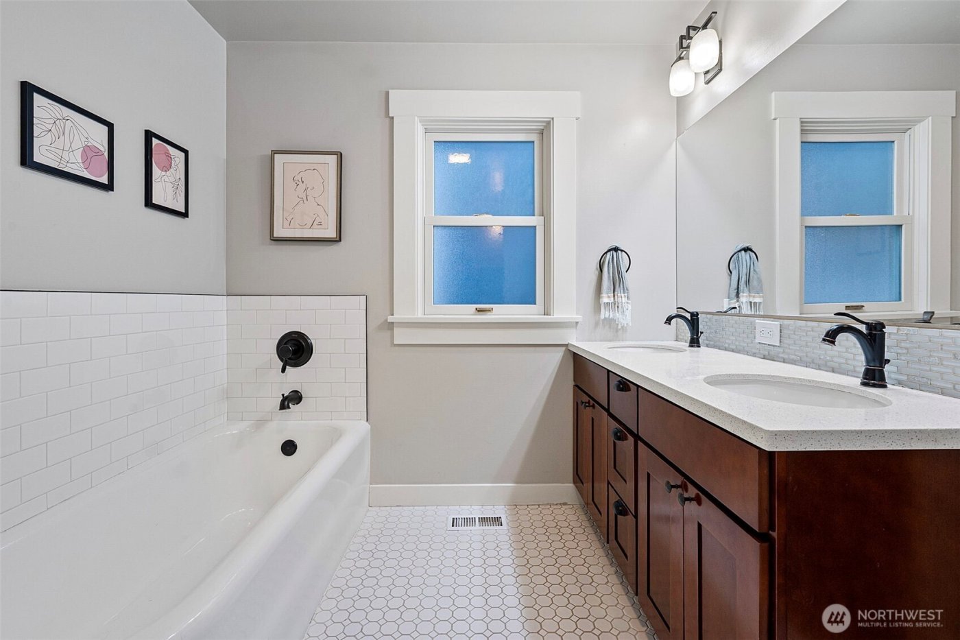 3208 N 30th Street , Tacoma, WA 98407