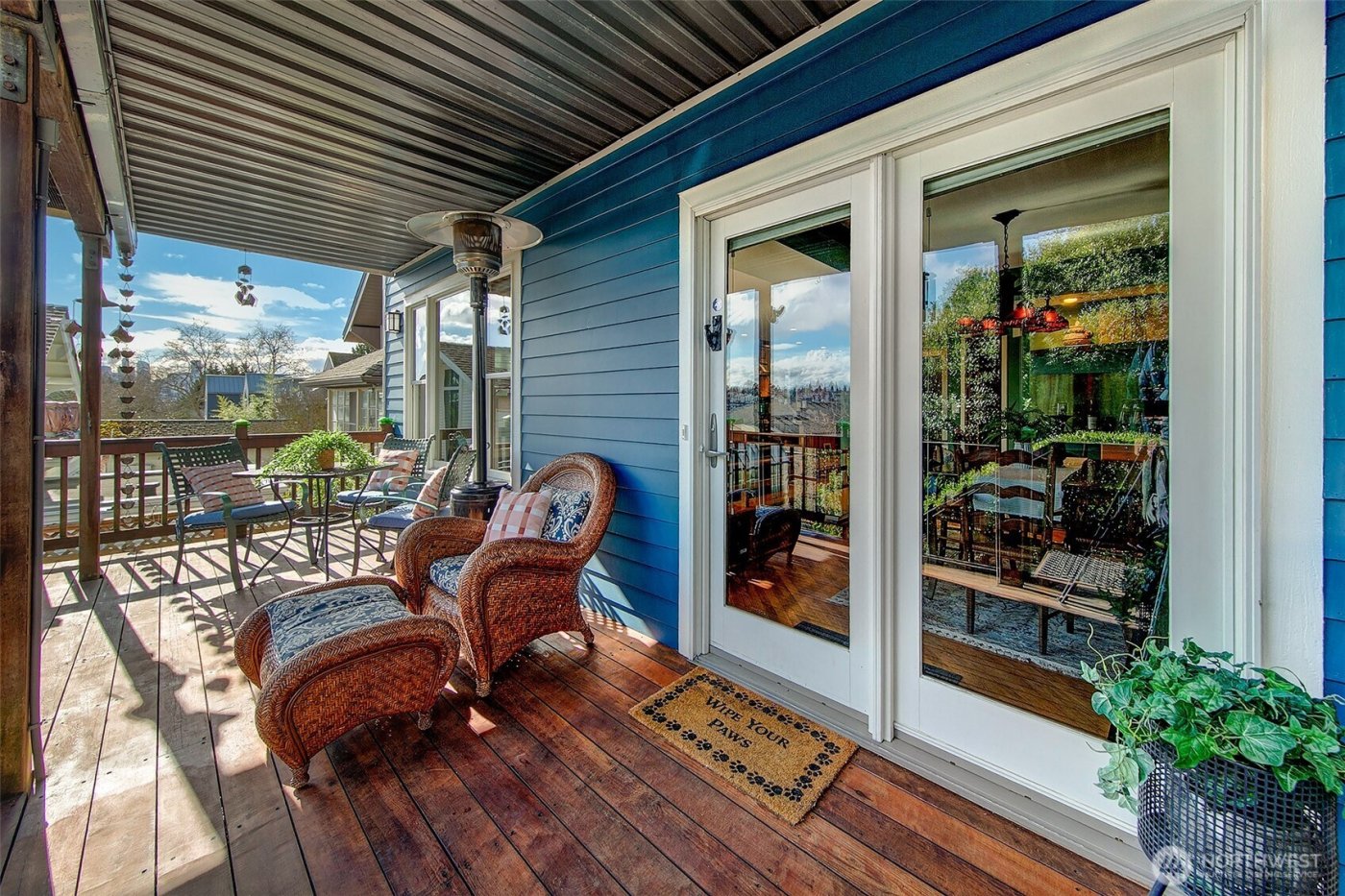 3532 Meridian Avenue N, Seattle, WA 98103