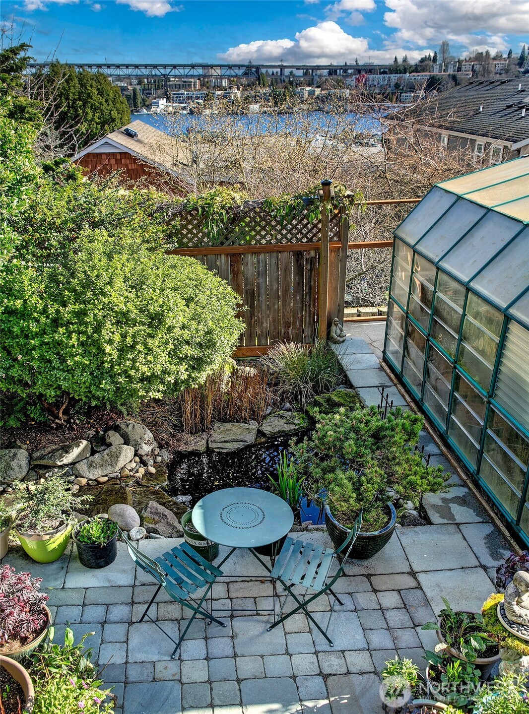 3532 Meridian Avenue N, Seattle, WA 98103