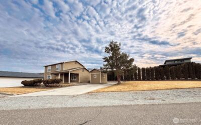 170 Lakeview Avenue , Orondo, WA 98843