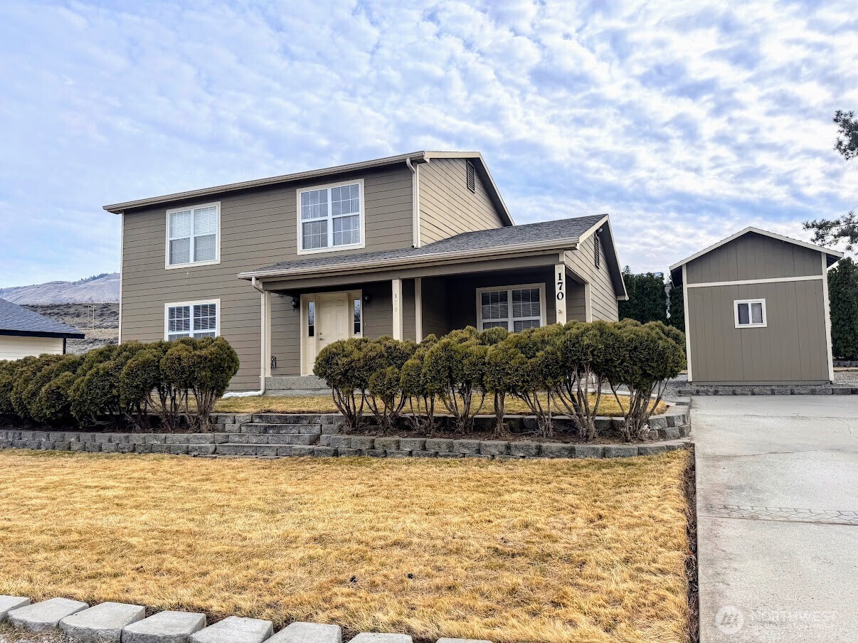 170 Lakeview Avenue , Orondo, WA 98843