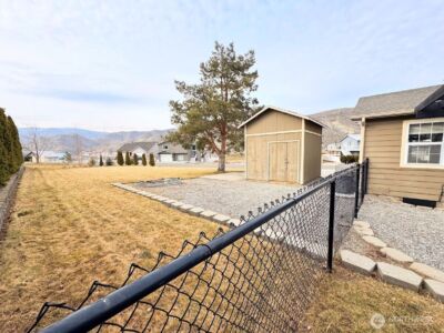 170 Lakeview Avenue , Orondo, WA 98843 - Photo 16