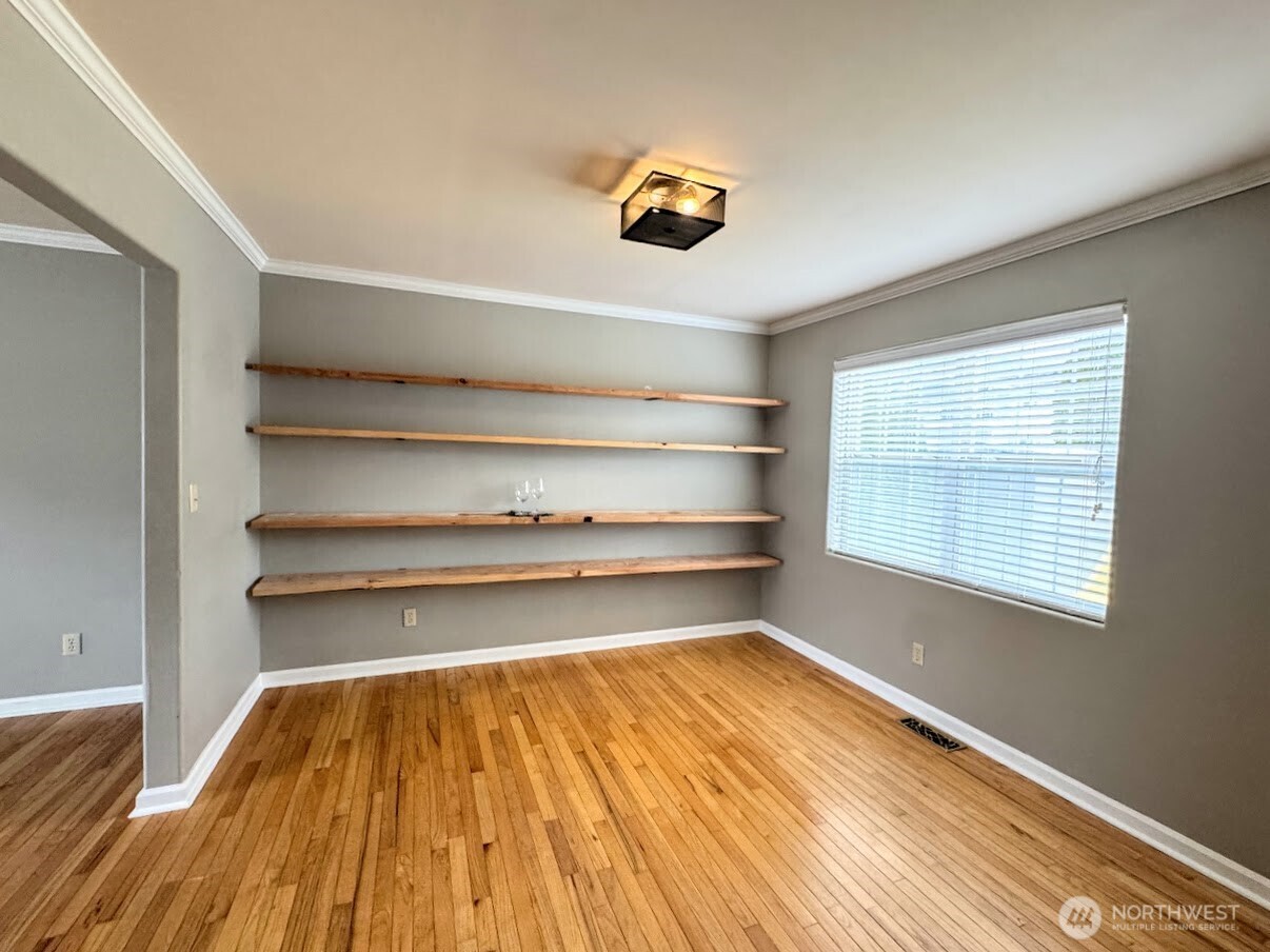 170 Lakeview Avenue , Orondo, WA 98843