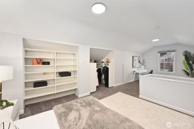 900 W Emerson Street , Seattle, WA 98119-1419 - Photo 15