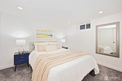 900 W Emerson Street , Seattle, WA 98119-1419 - Photo 20