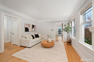 900 W Emerson Street , Seattle, WA 98119-1419 - Photo 5