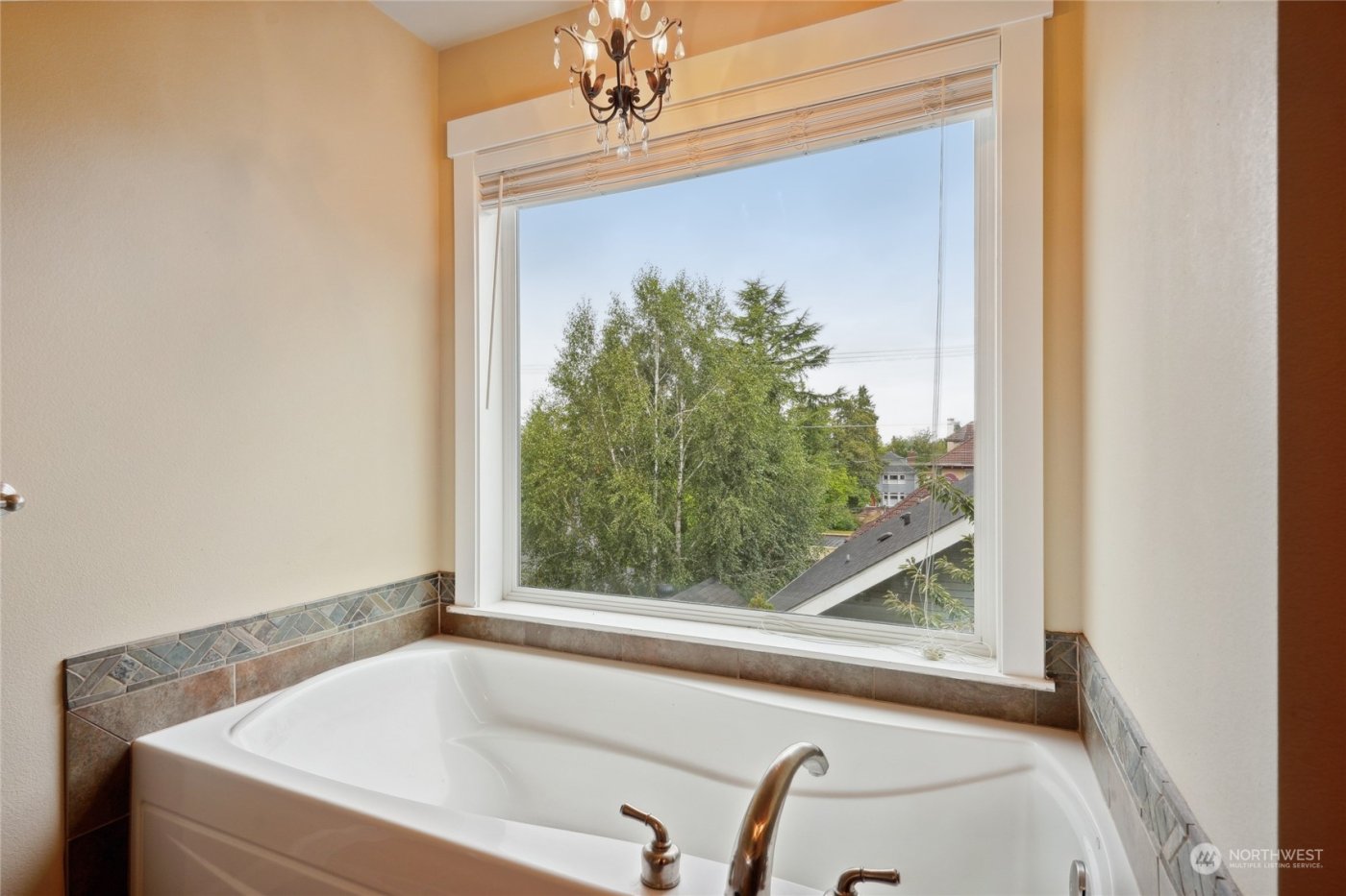 403 N I Street , Tacoma, WA 98403