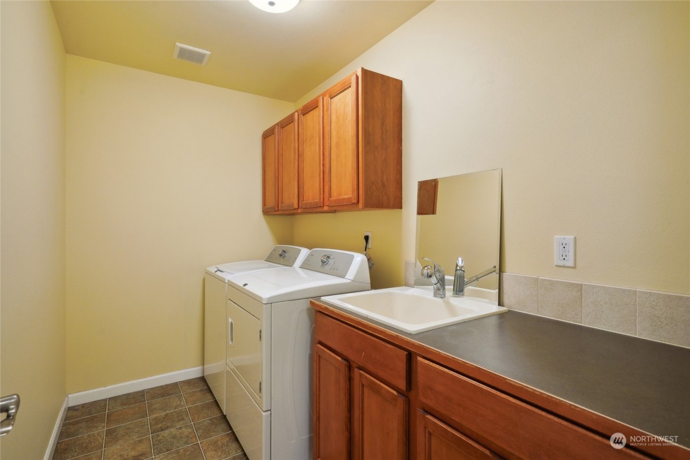 403 N I Street , Tacoma, WA 98403