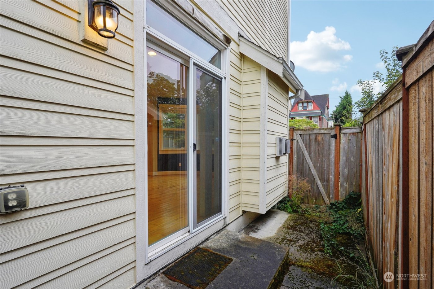 403 N I Street , Tacoma, WA 98403