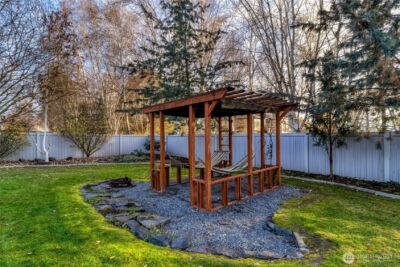 1676 Greenbriar Drive , Walla Walla, WA 99362 - Photo 3