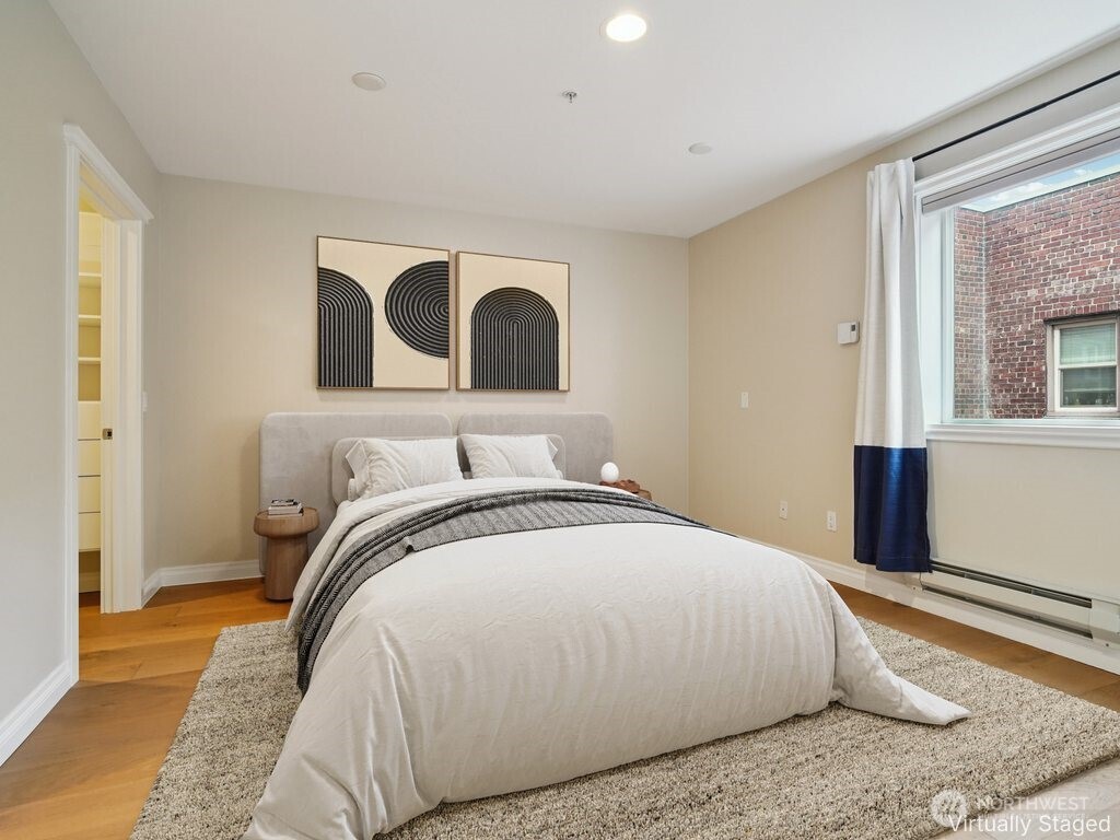 717 E Denny Way #4B, Seattle, WA 98122