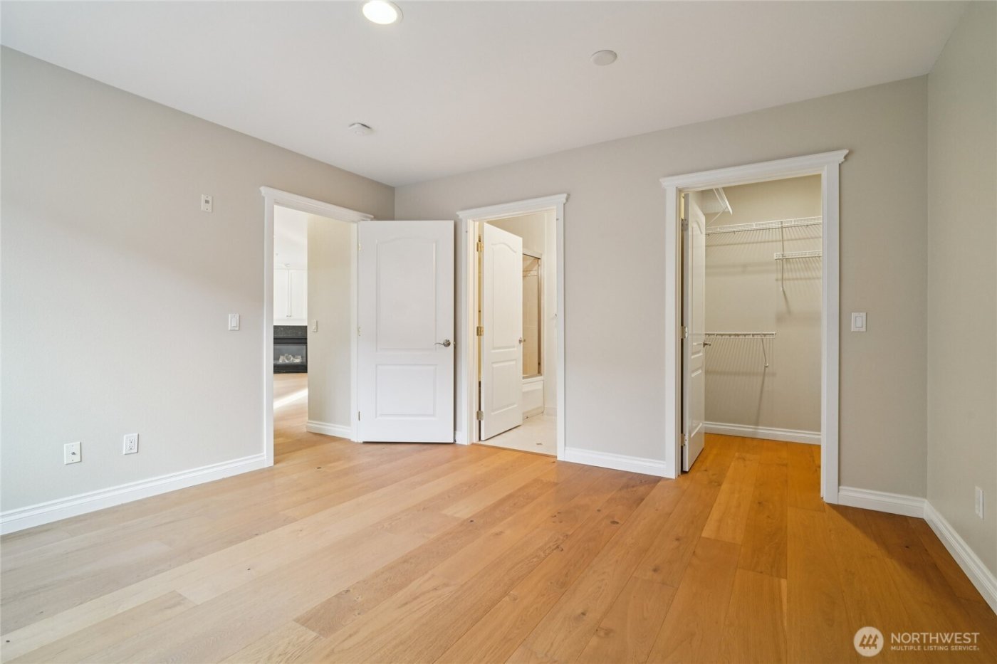 717 E Denny Way #4B, Seattle, WA 98122