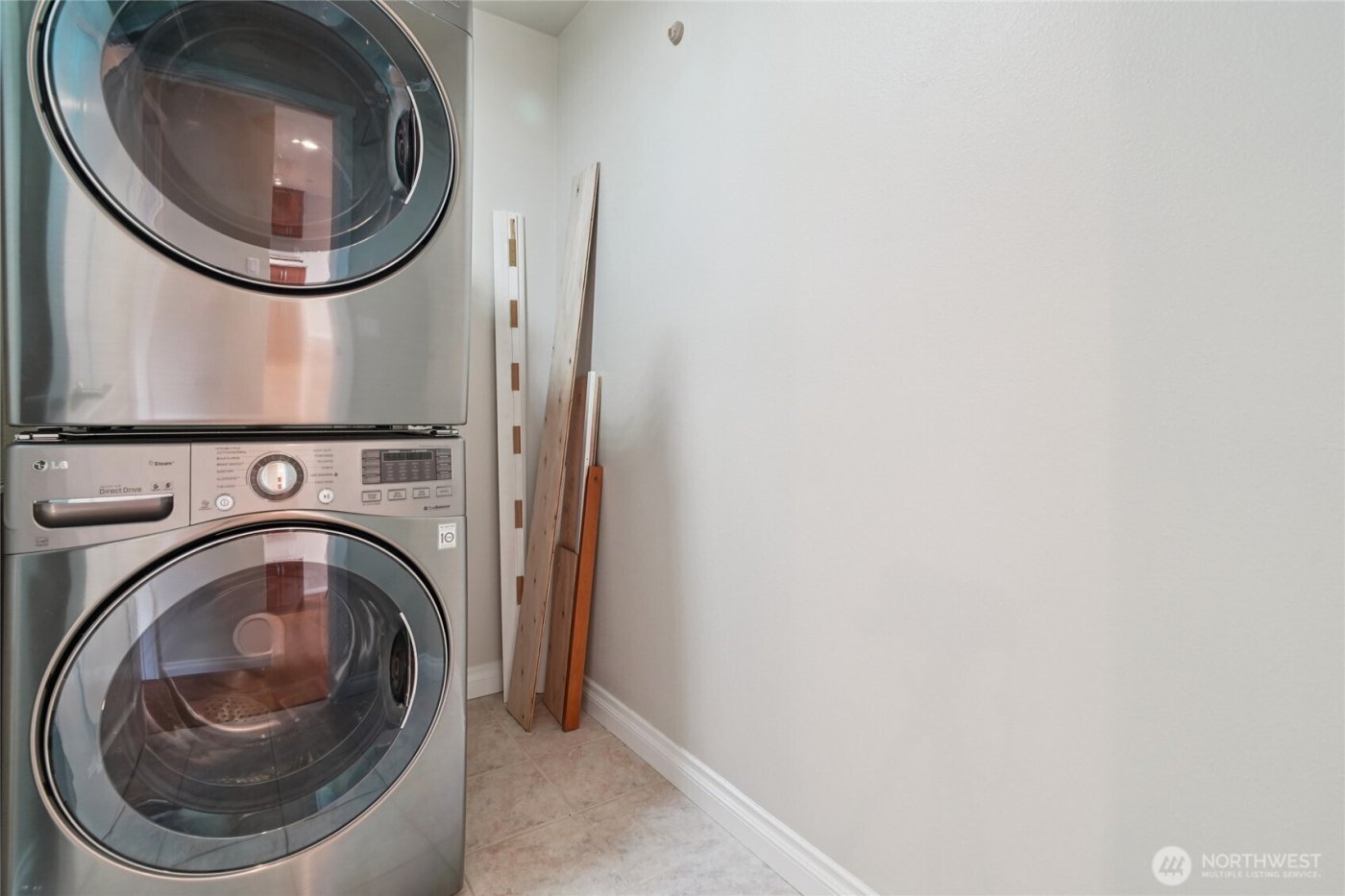 717 E Denny Way #4B, Seattle, WA 98122