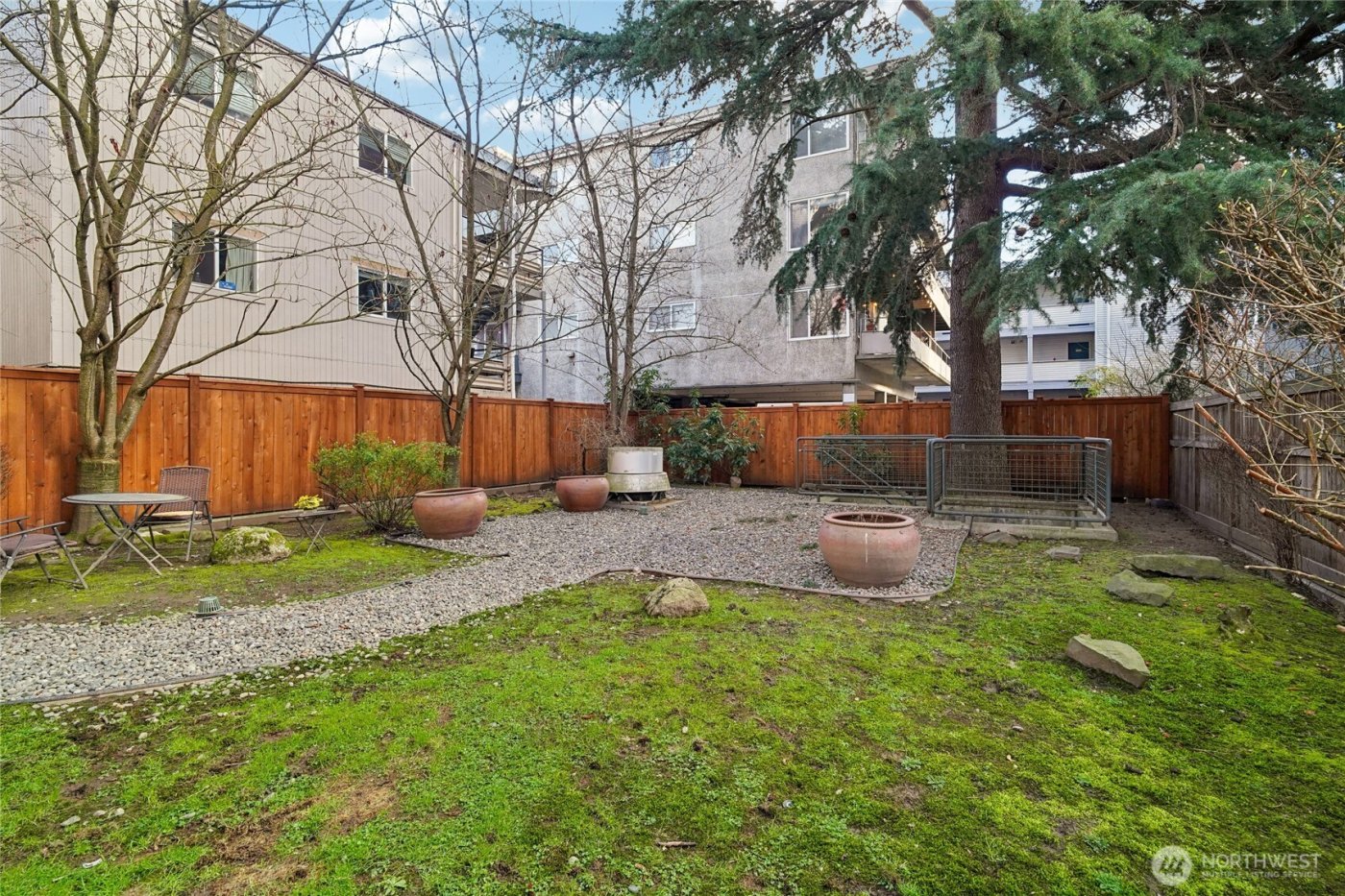 717 E Denny Way #4B, Seattle, WA 98122