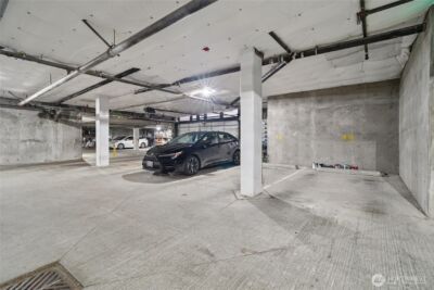 717 E Denny Way #4B, Seattle, WA 98122 - Photo 25