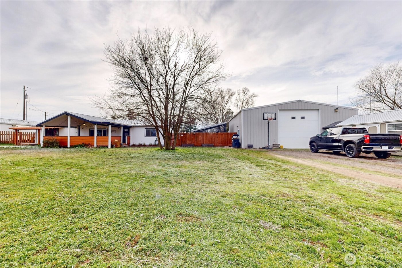 647 Baldwin Road , Walla Walla, WA 99362