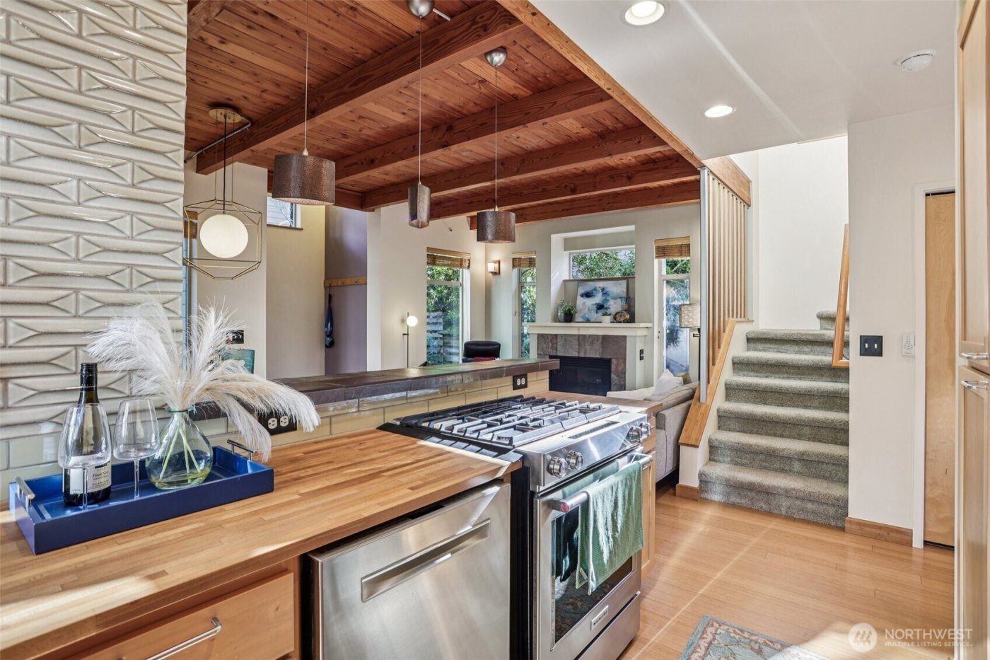 20215 15th Avenue NW #C, Shoreline, WA 98177