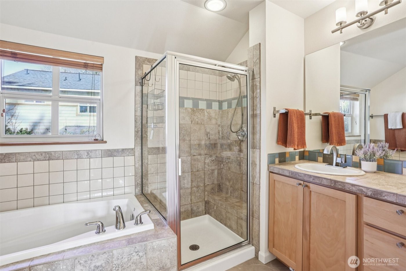 20215 15th Avenue NW #C, Shoreline, WA 98177