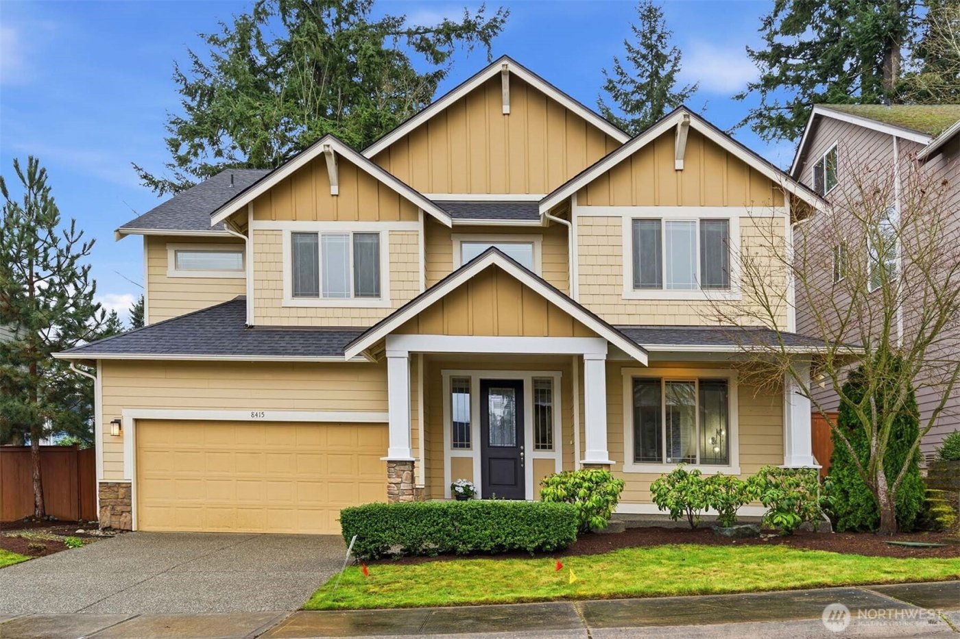 8415 NE 151st Place , Kenmore, WA 98028