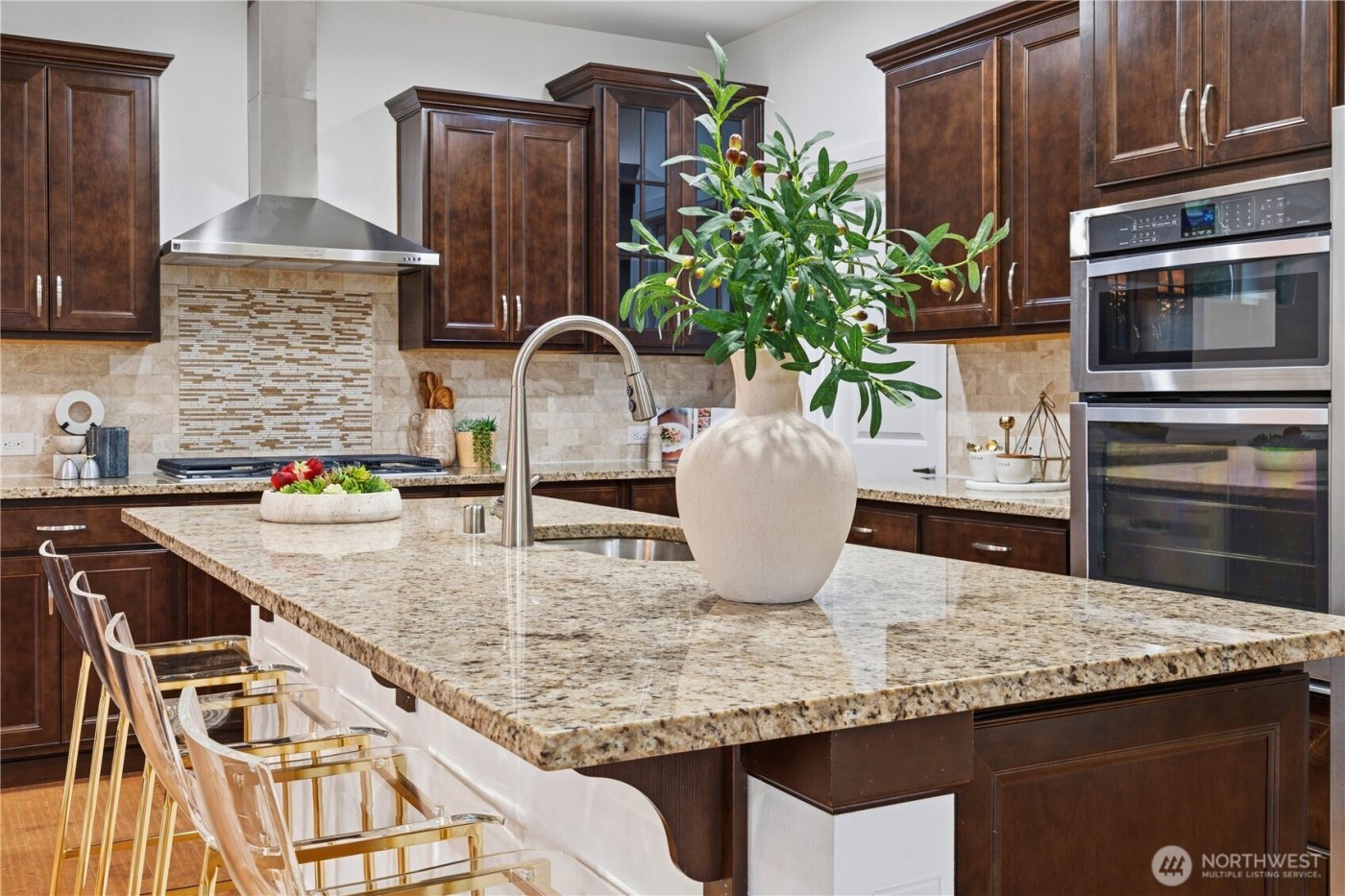 8415 NE 151st Place , Kenmore, WA 98028