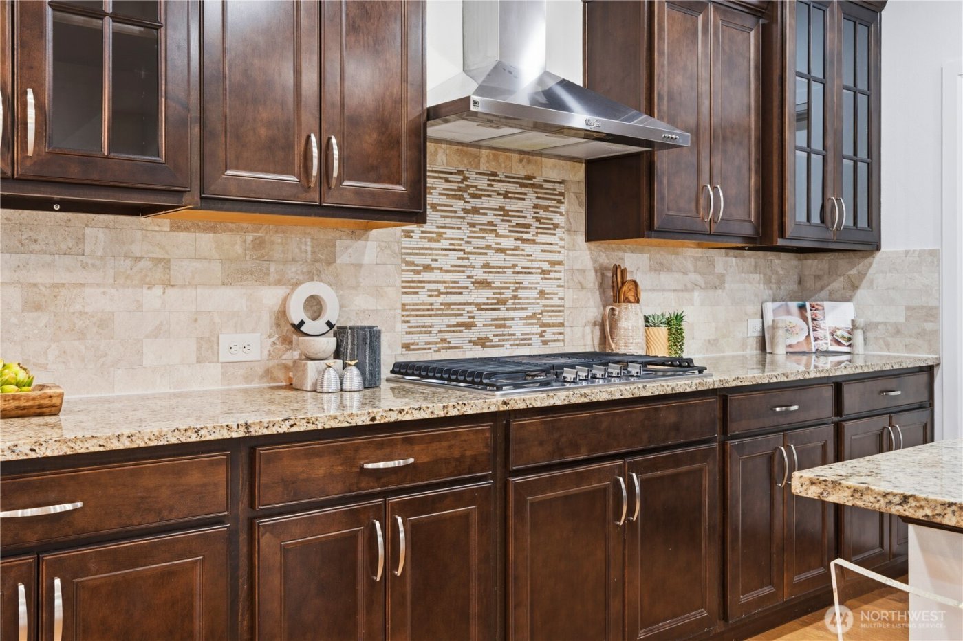 8415 NE 151st Place , Kenmore, WA 98028