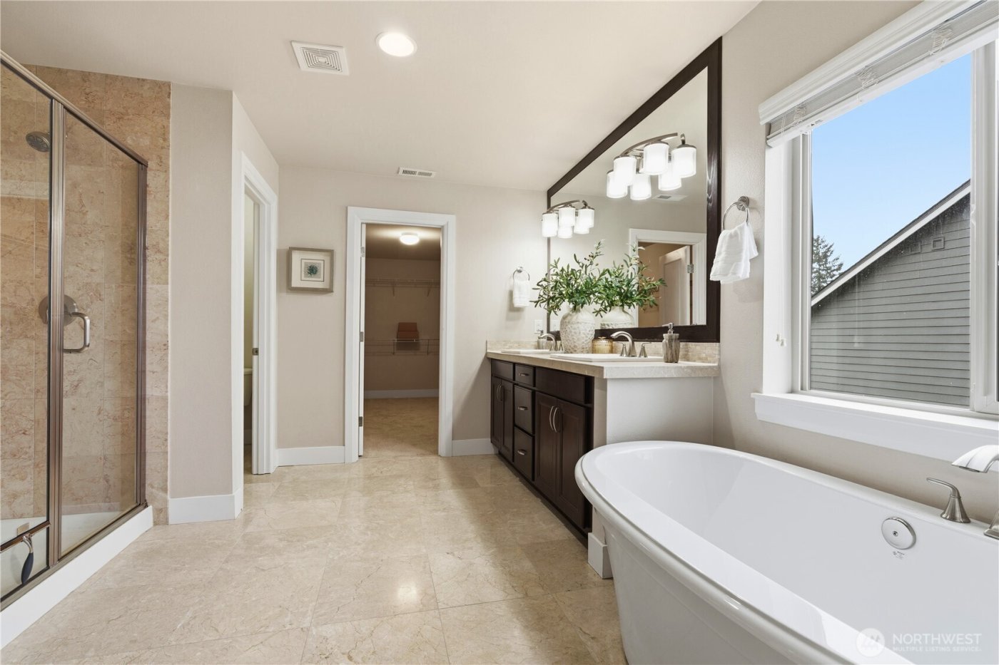 8415 NE 151st Place , Kenmore, WA 98028