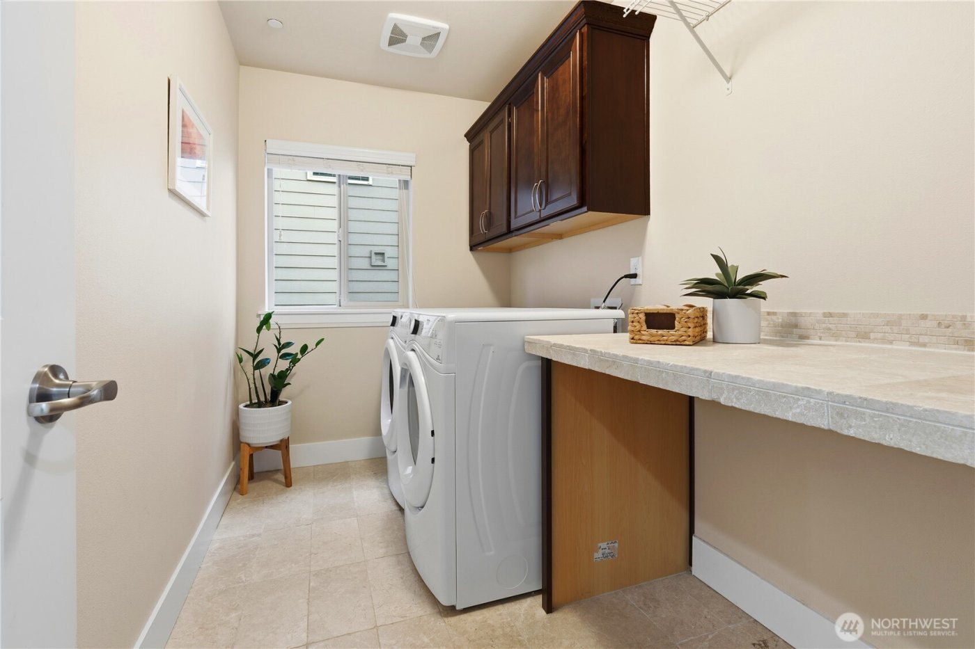 8415 NE 151st Place , Kenmore, WA 98028