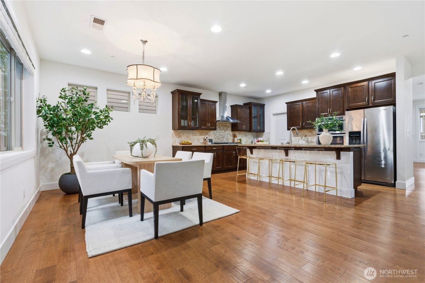 8415 NE 151st Place , Kenmore, WA 98028