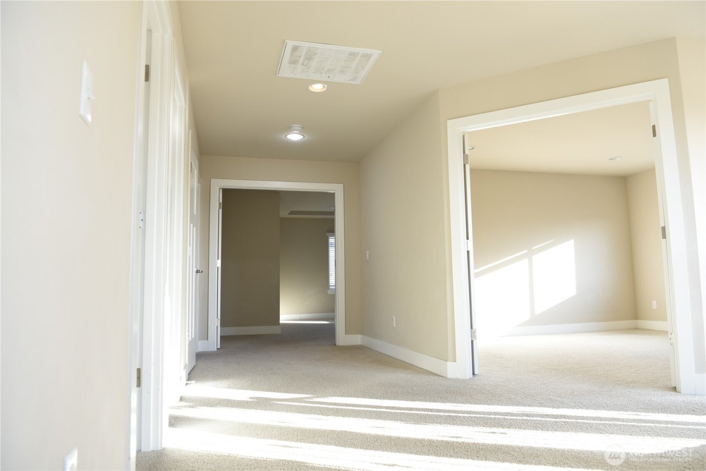 21417 43RD Drive SE #19, Bothell, WA 98021