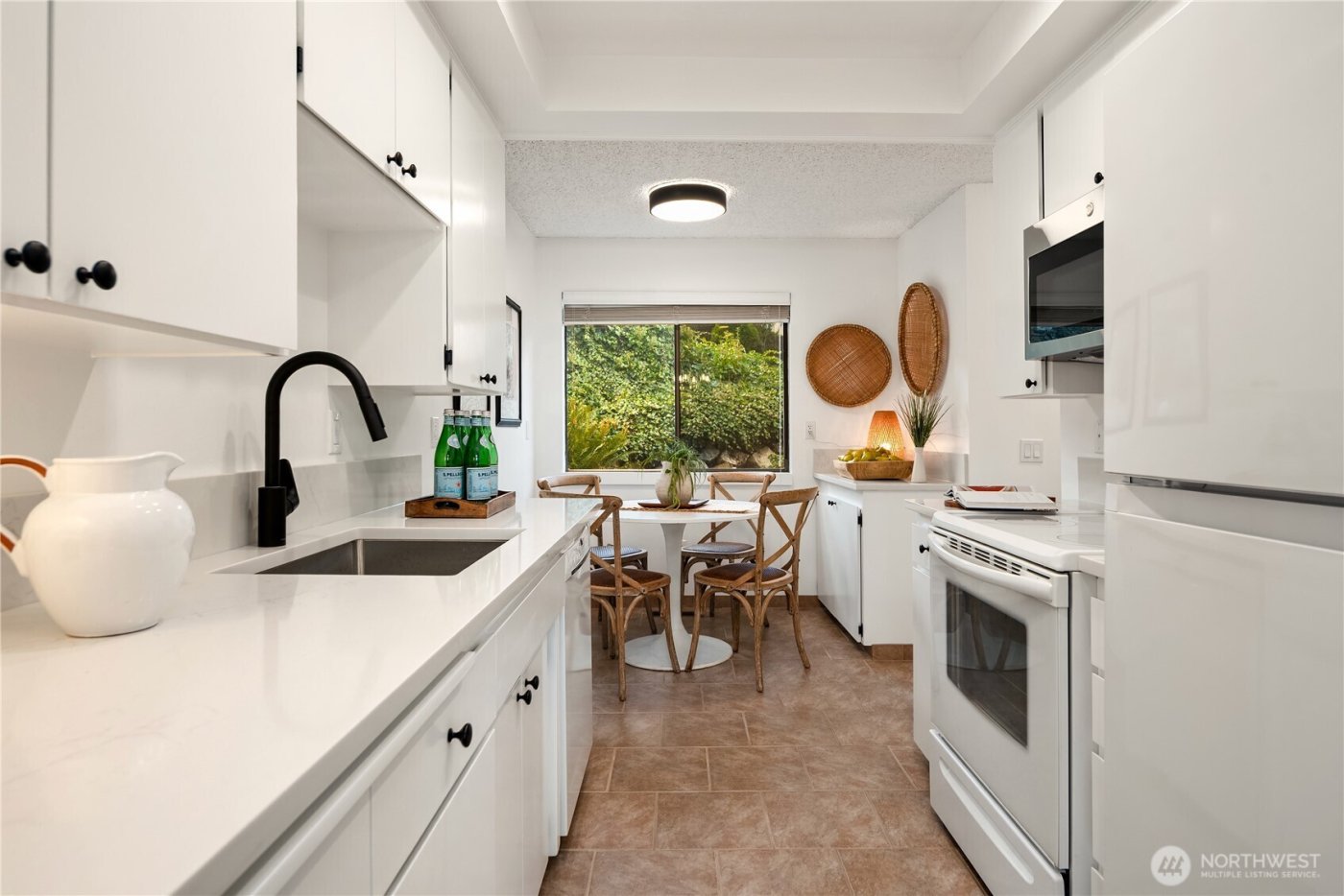 10713 Glen Acres Drive S #10713, Seattle, WA 98168