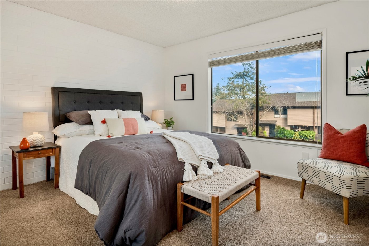 10713 Glen Acres Drive S #10713, Seattle, WA 98168