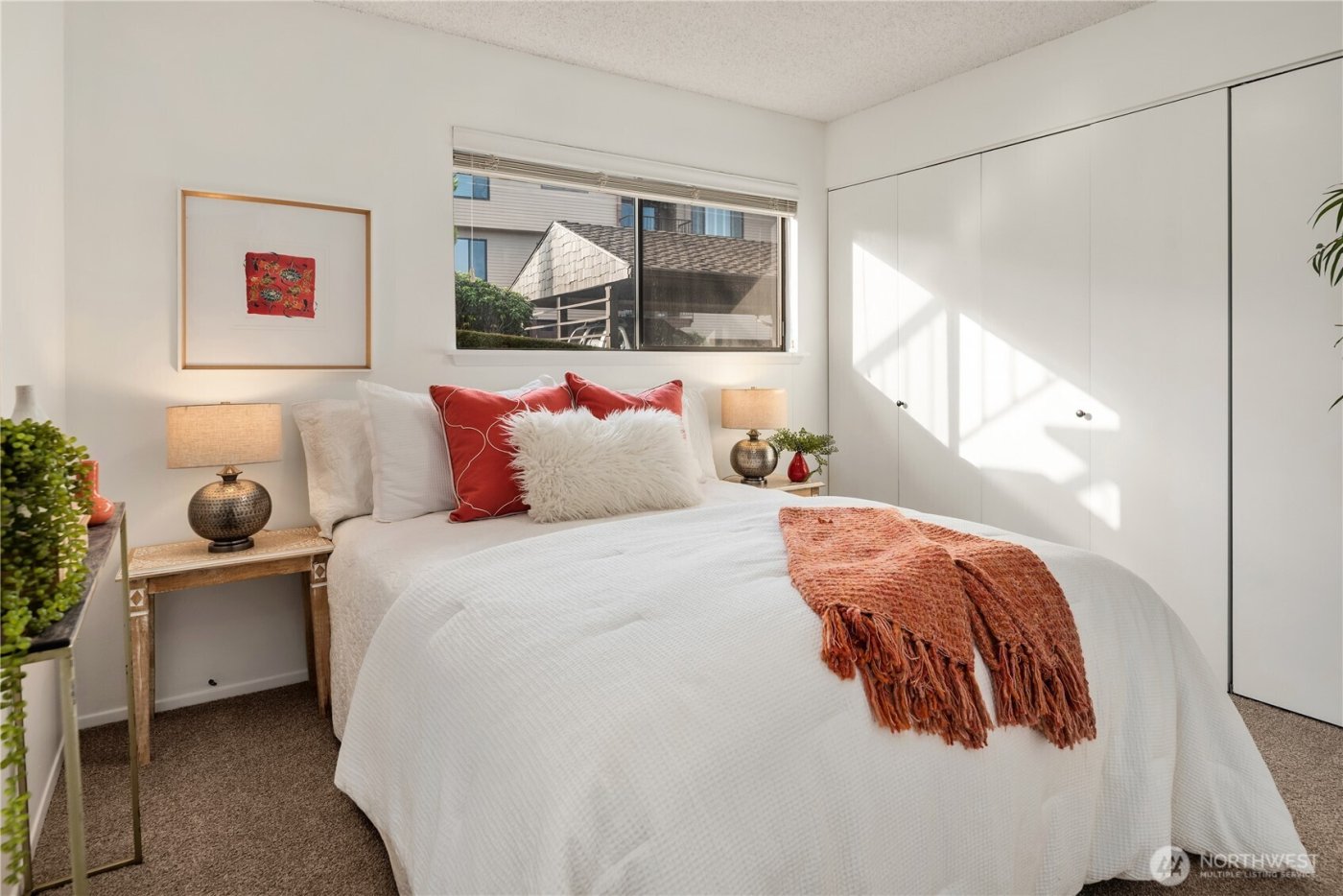 10713 Glen Acres Drive S #10713, Seattle, WA 98168