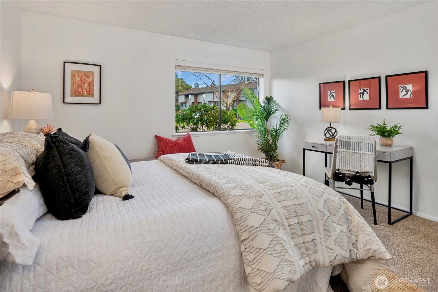 10713 Glen Acres Drive S #10713, Seattle, WA 98168