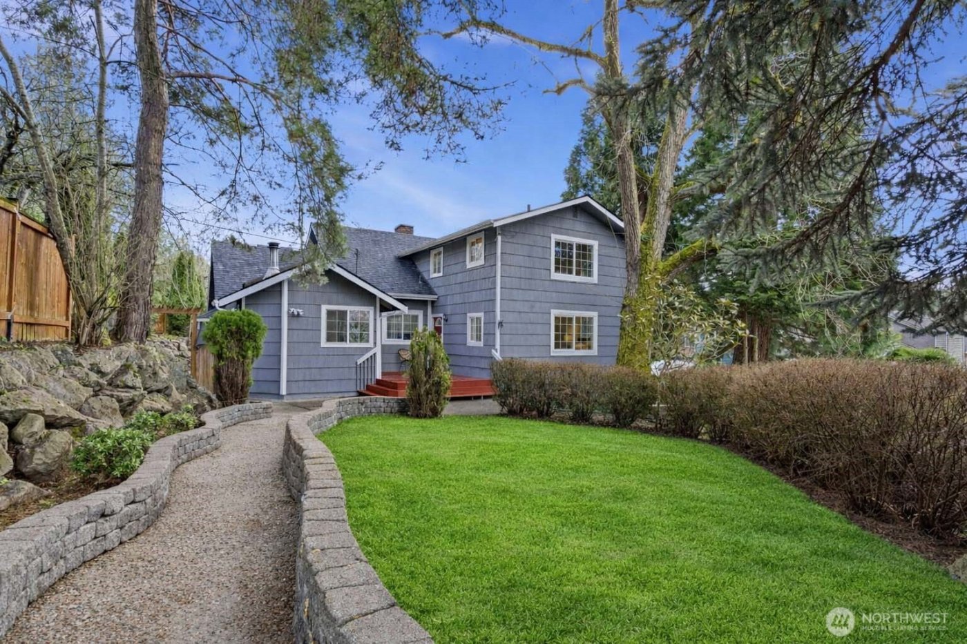 6015 116th Ave SE, Bellevue, WA 98006