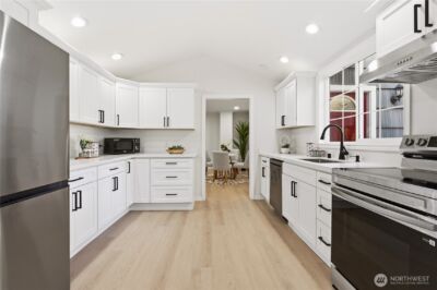 6015 116th Ave SE, Bellevue, WA 98006 - Photo 5