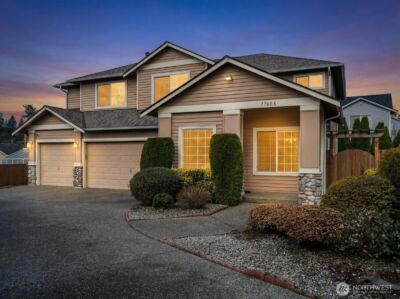 17608 13th Avenue W, Lynnwood, WA 98037-8242