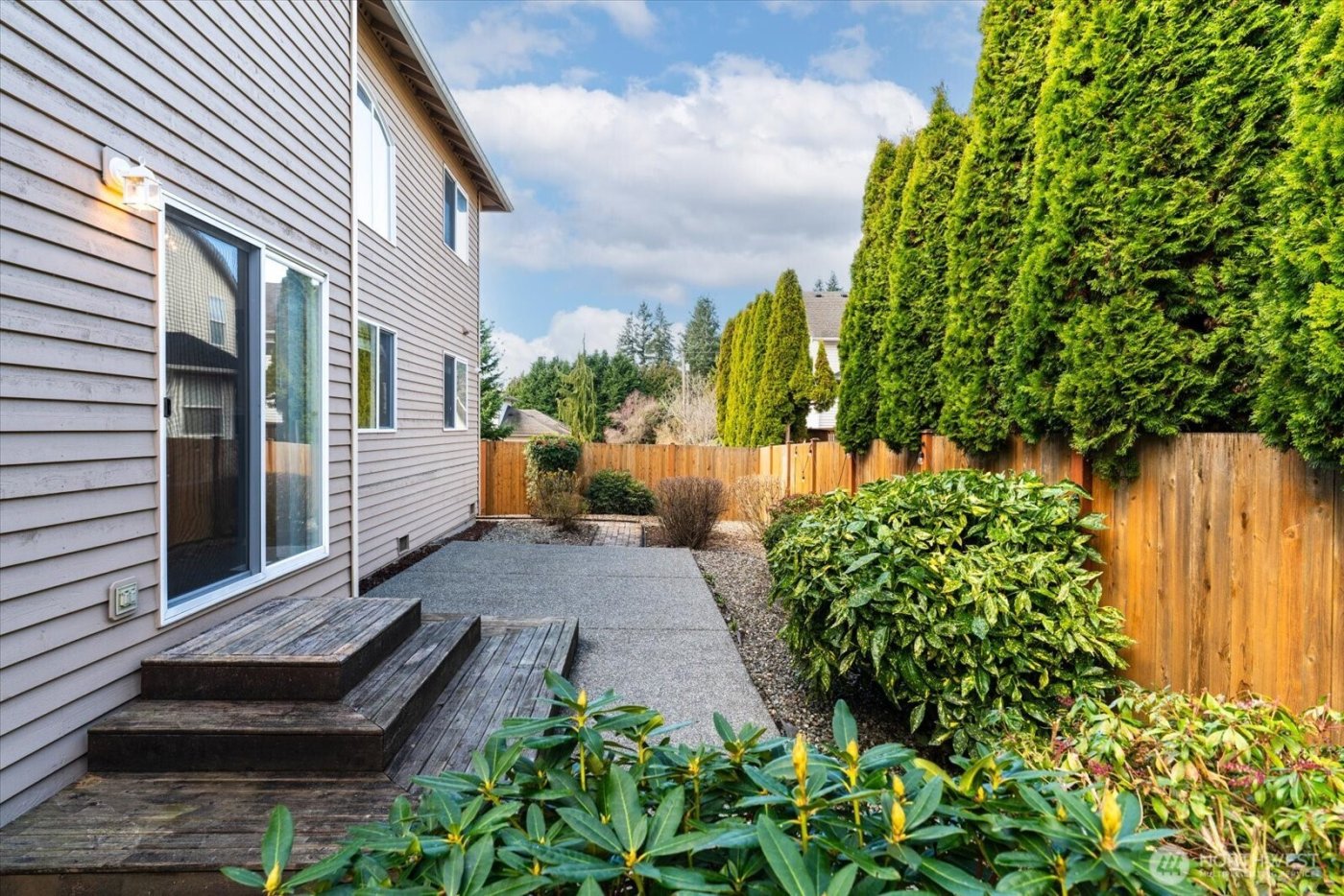 17608 13th Avenue W, Lynnwood, WA 98037-8242