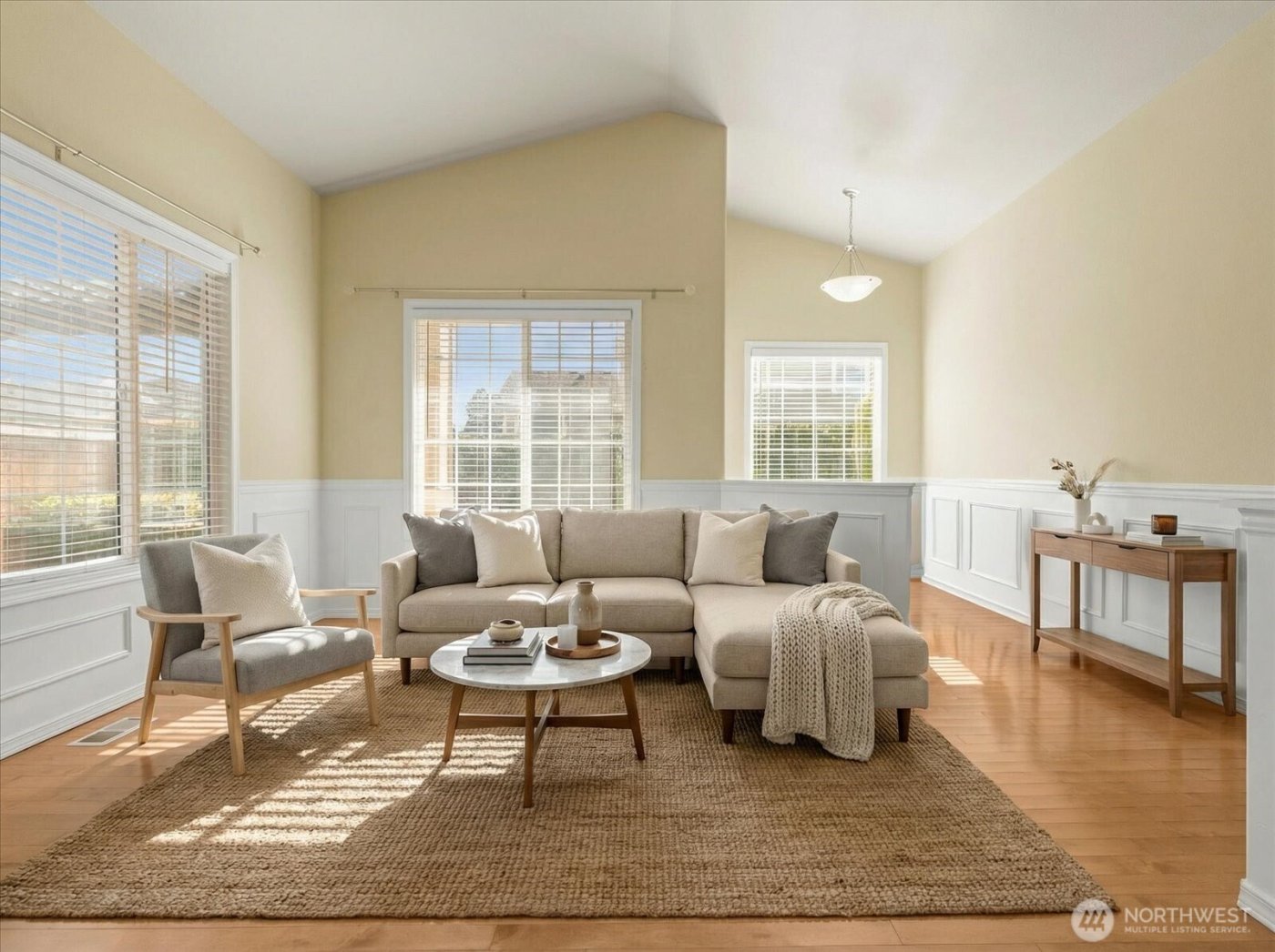 17608 13th Avenue W, Lynnwood, WA 98037-8242