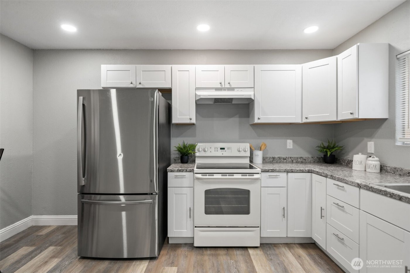 615 Martin Luther King Junior Way , Tacoma, WA 98405