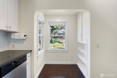 12046 12th Avenue NE, Seattle, WA 98125 - Photo 9