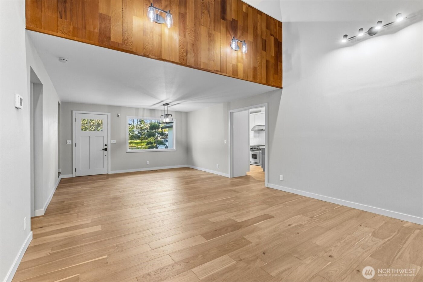 11785 Penny Place NE, Bainbridge Island, WA 98110