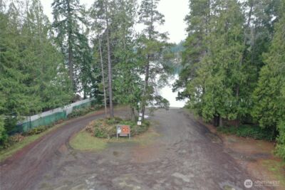 721 E Phillips Lake Loop Road , Shelton, WA 98584 - Photo 15