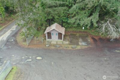 721 E Phillips Lake Loop Road , Shelton, WA 98584 - Photo 16
