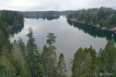 721 E Phillips Lake Loop Road , Shelton, WA 98584 - Photo 17