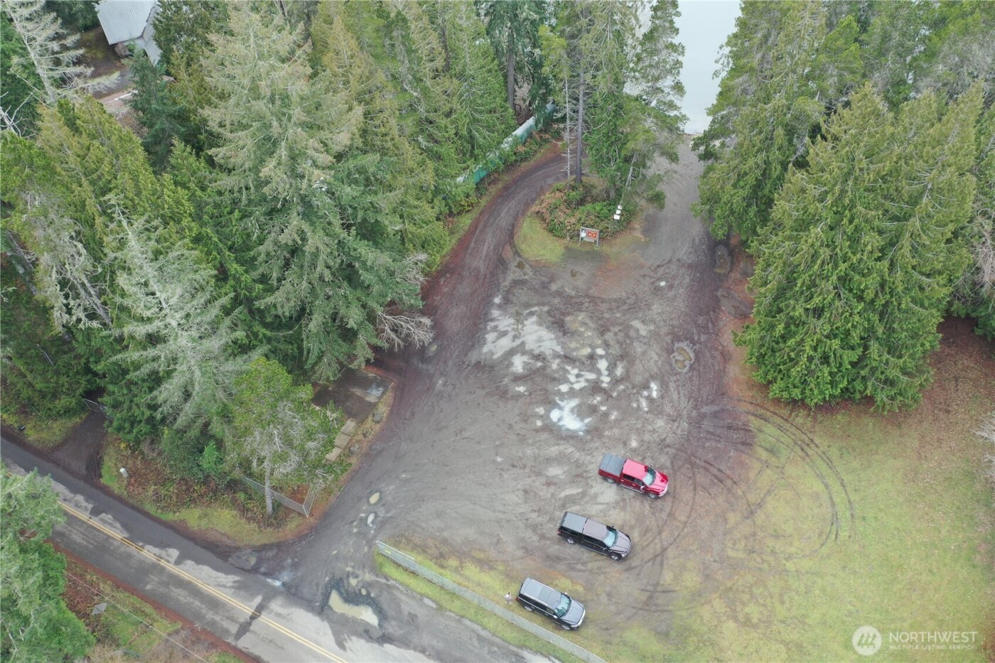 721 E Phillips Lake Loop Road , Shelton, WA 98584