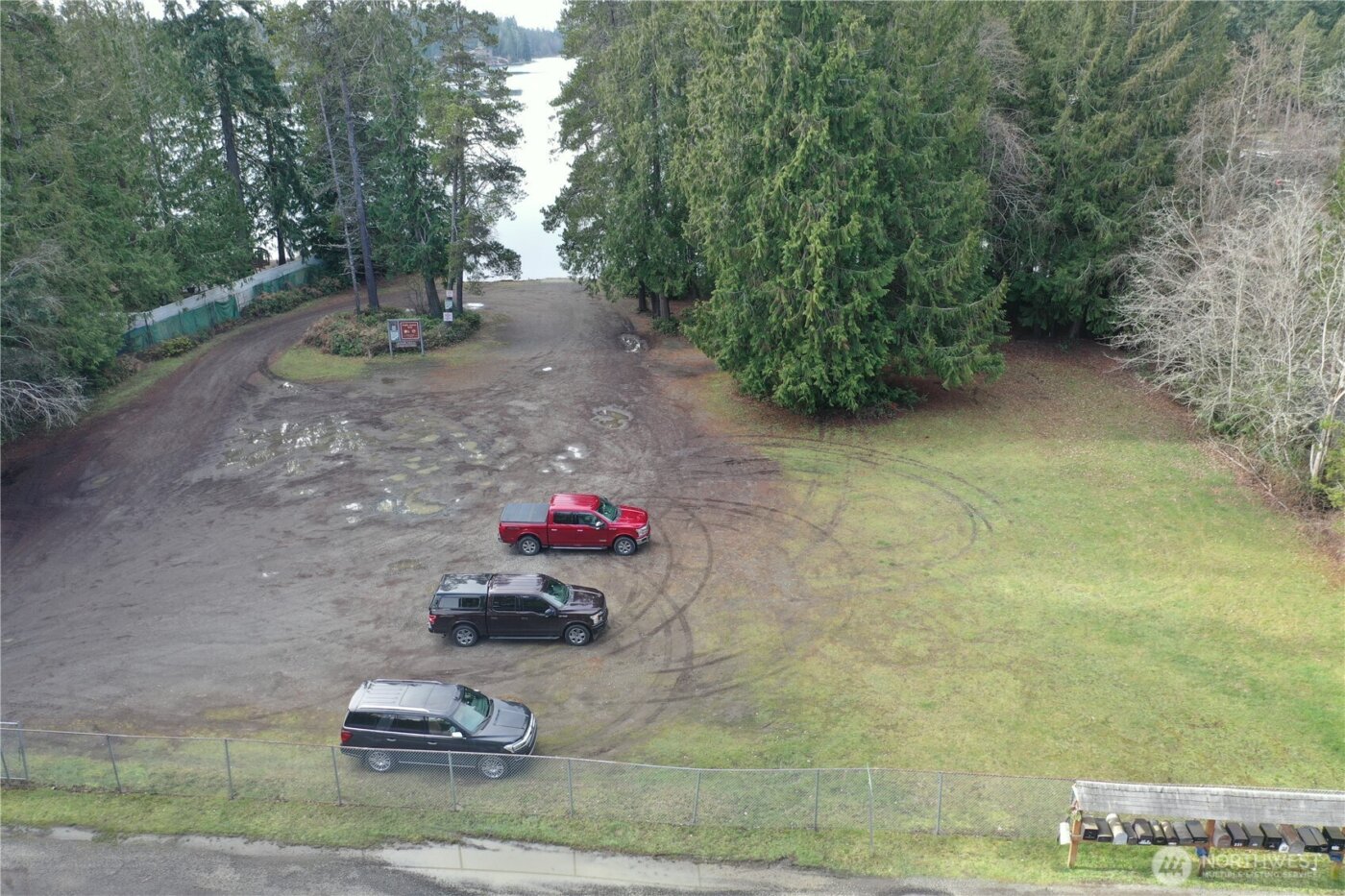 721 E Phillips Lake Loop Road , Shelton, WA 98584