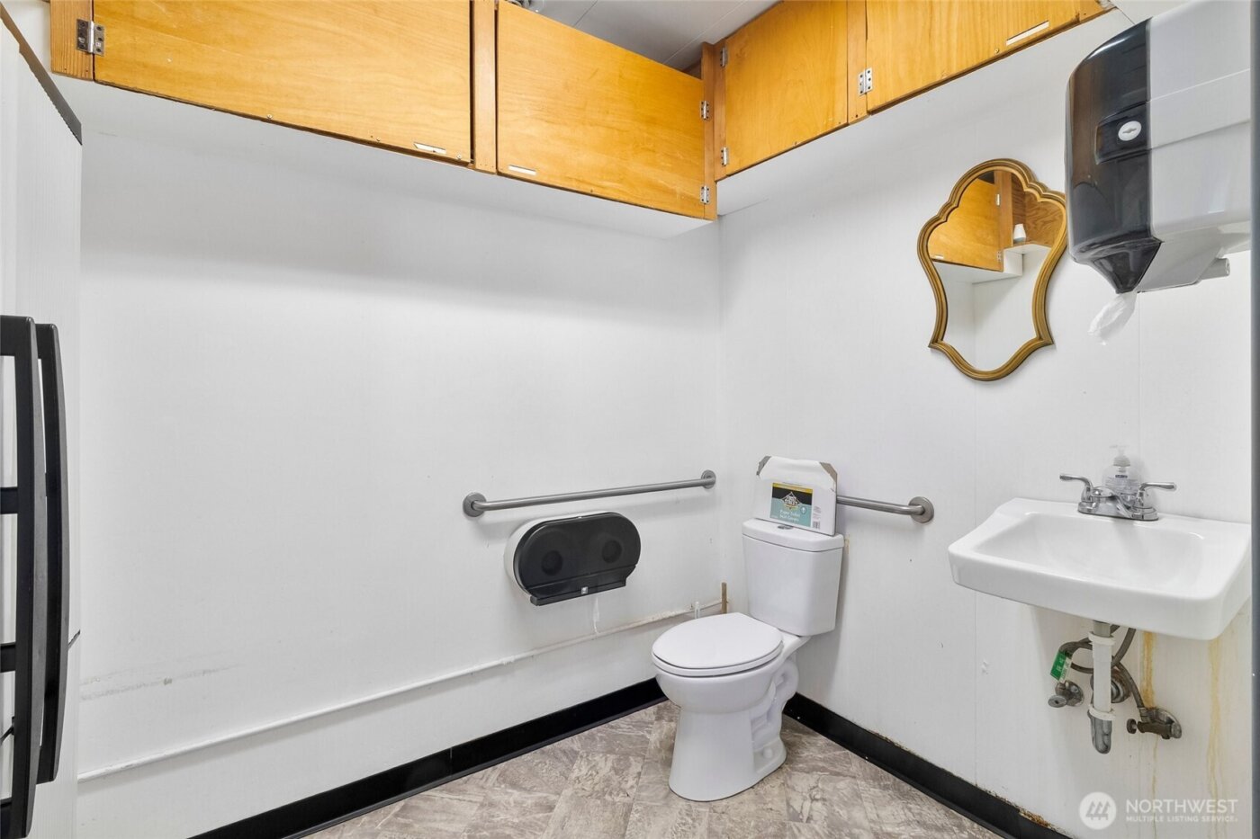 321 D Street , Blaine, WA 98230